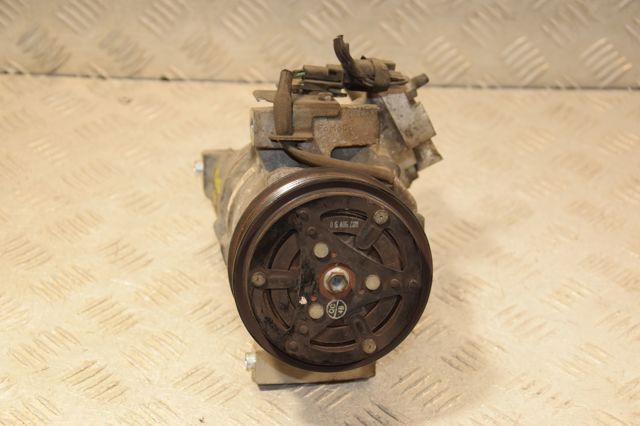 Компрессор климатической установки H1BH19D629CA FORD