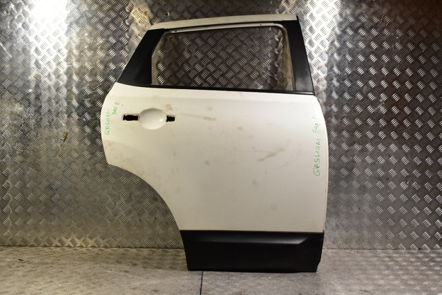 Дверь задняя, правая H2100JD0M0 NISSAN