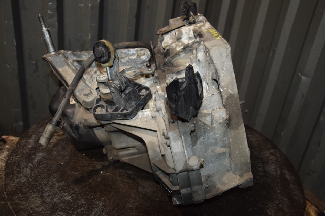RENAULT JR5113 КПП в сборе (механическая коробка передач) в наличии Киев