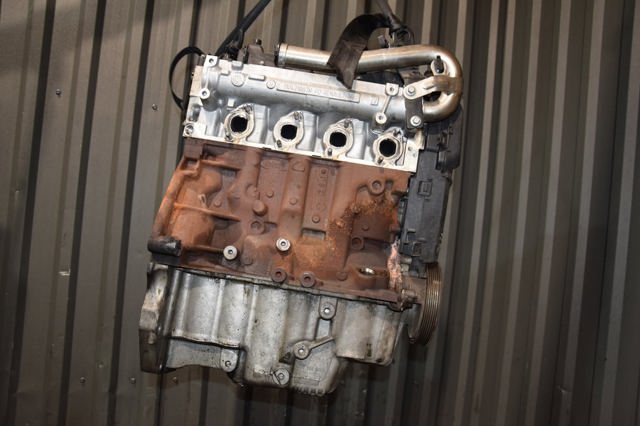 Двигатель в сборе K9K892 NISSAN