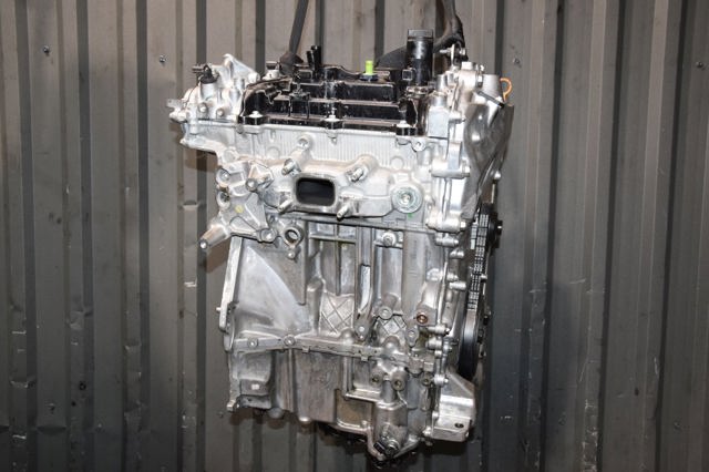 NISSAN KR15 Двигатель в сборе в наличии Львов