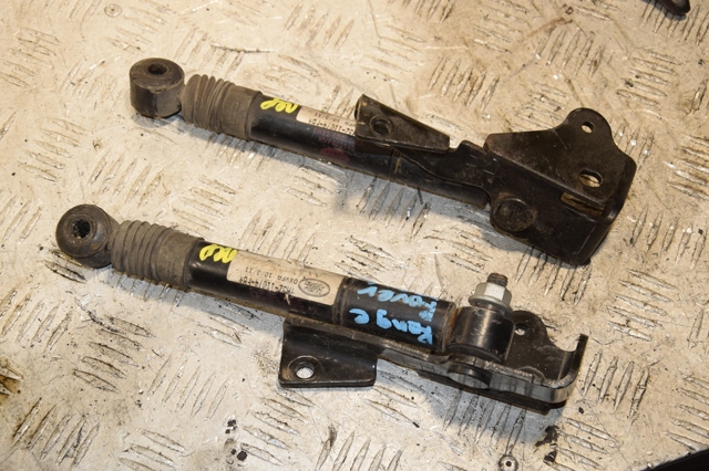 Демпфер кабины KVF500580 LAND ROVER