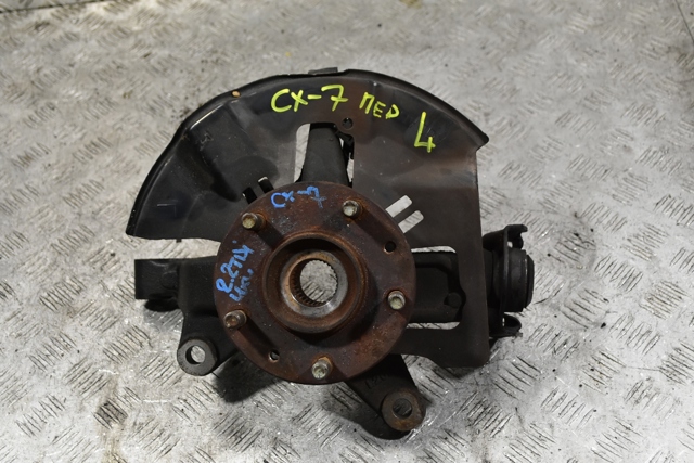 Цапфа поворотная левая L20633030A MAZDA