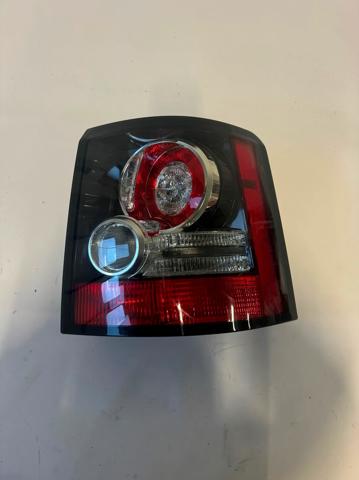 Фонари задние LR036151 LAND ROVER