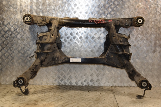 Подрамник задней подвески LR078717 LAND ROVER