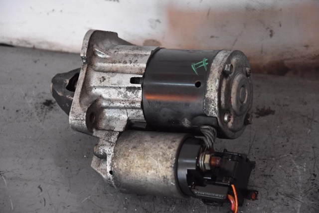 MAZDA M000T32771 Стартер в наличии Запорожье