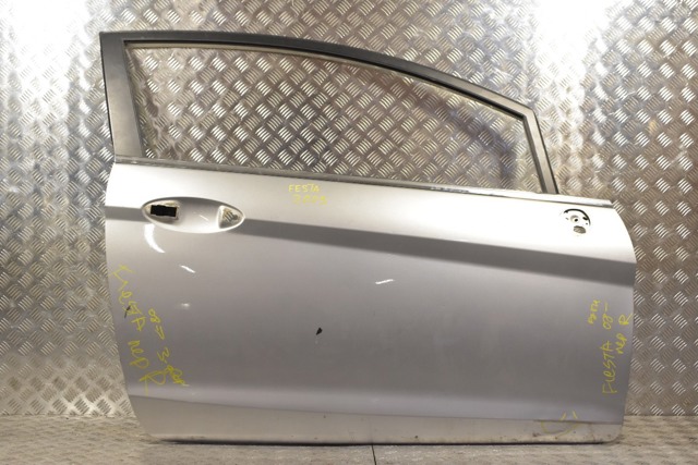 Пассажирская передняя дверь P8A61B20124KA FORD