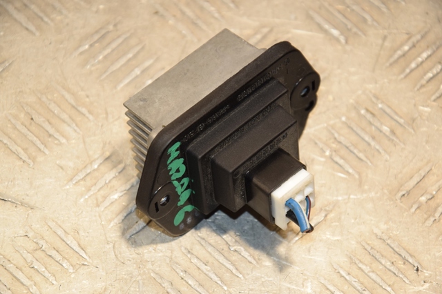 Реле отопителя PM010010B MAZDA
