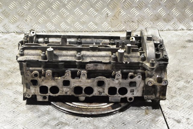 Головка блока цилиндров (ГБЦ), правая R6420163901 MERCEDES