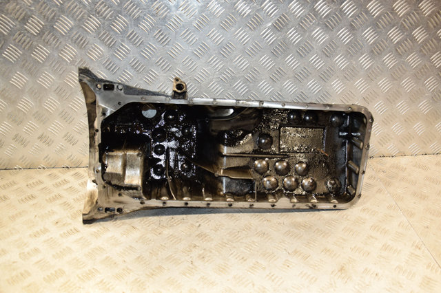 R6470140102 MERCEDES Поддон двигателя купить в Житомир