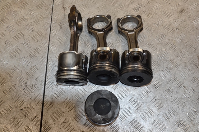 Шатун поршня ДВС RF5C11210B MAZDA