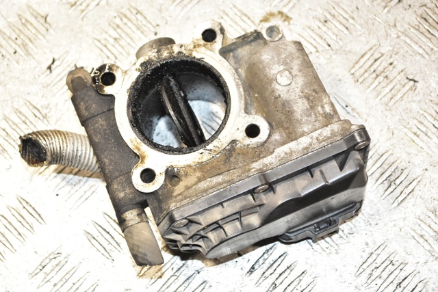 Дроссельная заслонка RF7J136B0B MAZDA