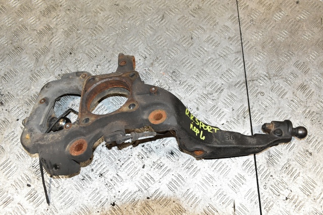 Цапфа передняя левая RUB500130 LAND ROVER
