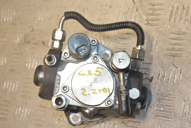 Насос топливный высокого давления (ТНВД) SH0113800B MAZDA