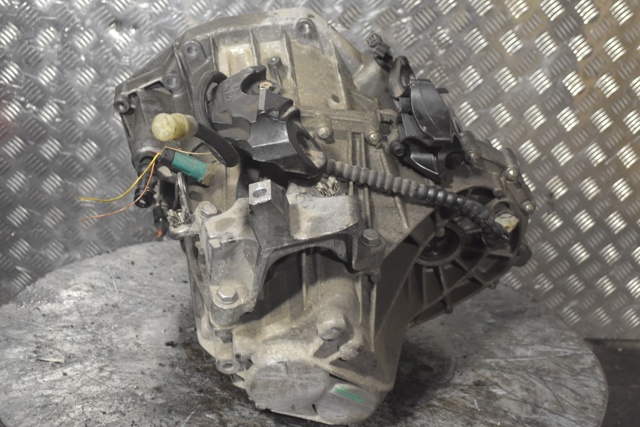 TL4040 RENAULT КПП купить в Хмельницкий