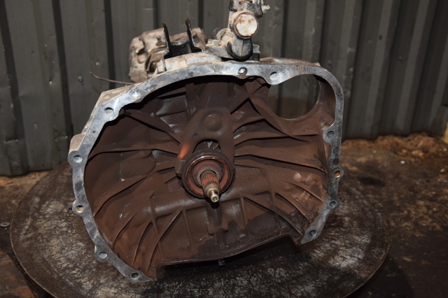 Коробка передач в сборе с главной передачей и дифференциалом TY756W1ZAB SUBARU