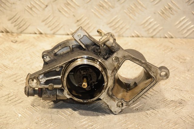 Насос вакуумный XS7Q2A451BJ PEUGEOT