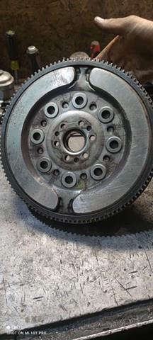 FORD 3M516477CH Маховик двигателя в наличии Украина