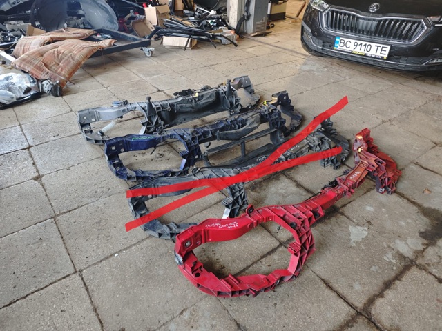 Установочная панель передняя 1788544 FORD