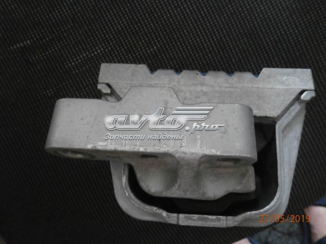 1K0199262 VAG Правая подушка двигателя купить в Ирпень