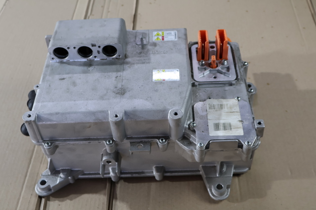VOLVO 36011825 Инвертор тока в наличии Полтава