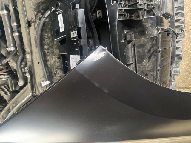 41359628642 BMW Крыло переднее правое купить в Ирпень