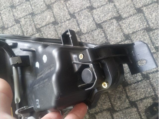 8114553721 Toyota