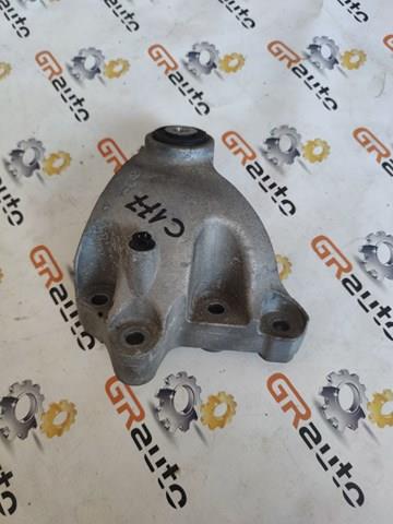 Подушка двигателя правая верхняя A2462401109 MERCEDES