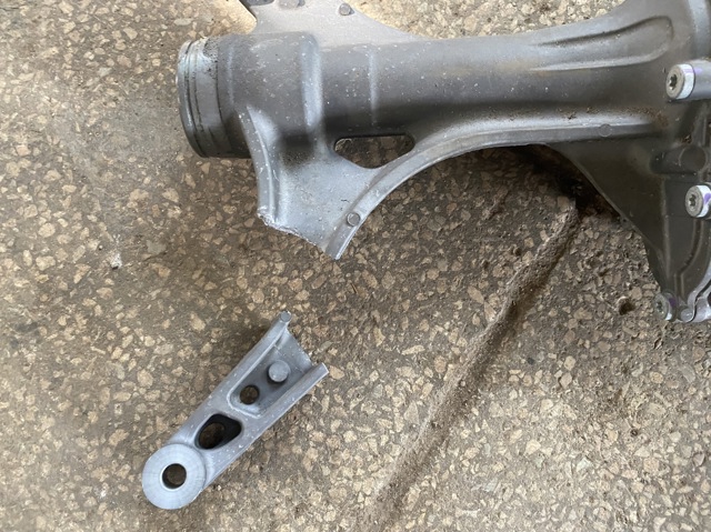 MERCEDES A2944602200 Рейка рулевая в наличии Львов