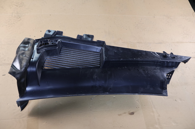 MERCEDES 2968307400 Водосток лобового стекла, жабо в наличии Кривой Рог