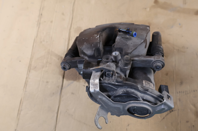 A2974235900 MERCEDES Суппорт тормозной задний левый купить в Украина