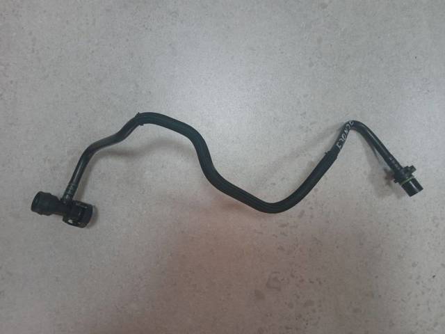 Патрубок вентиляции картерных газов 11157603816 BMW