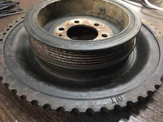Шкив коленвала 11231738620 BMW