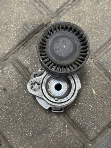 Роликовий модуль натяжителя ремня Бмв 5