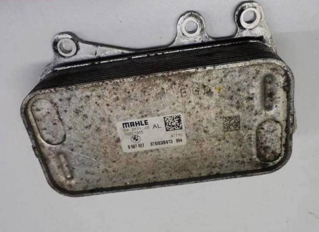Радиатор масляный холодильник 11428507627 BMW