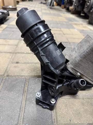 Корпус масляного фильтра 11428583895 BMW