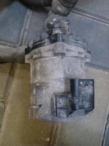 11517566335 BMW Дополнительная помпа купить в Чернигов