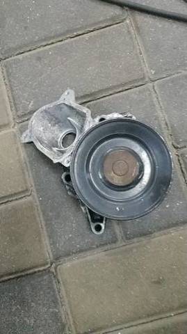 11517790471 BMW Помпа купить в Киев