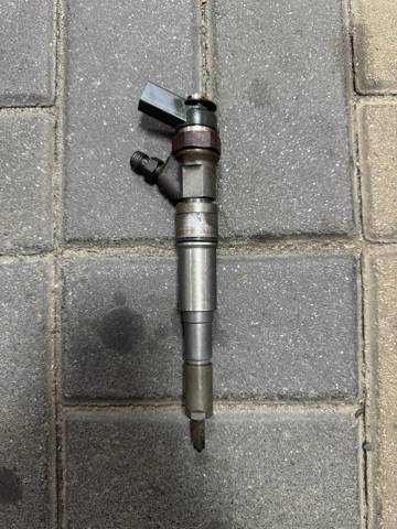 Топливные форсунки 13537790629 BMW