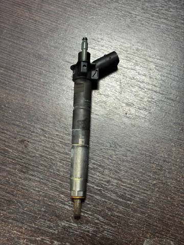 Клапанная форсунка 13538571563 BMW