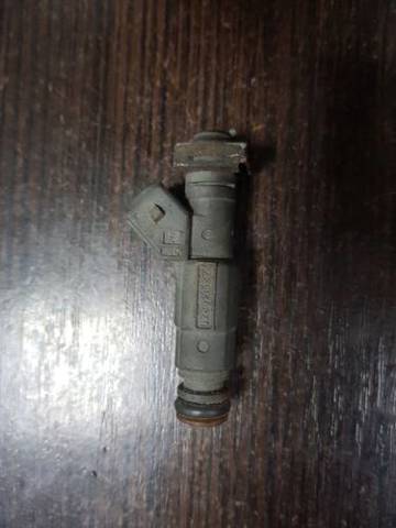 Топливные форсунки 13641707843 BMW