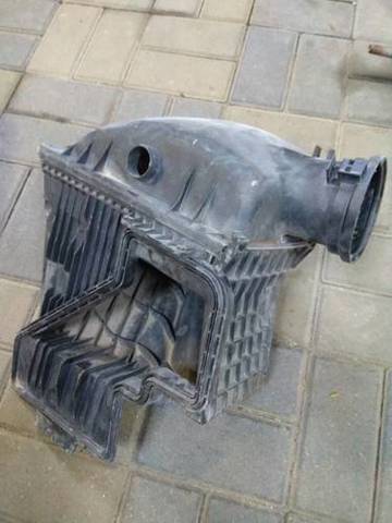 Коробка фильтра 13717531800 BMW