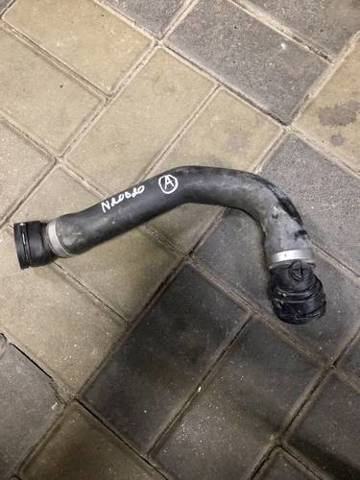 Нижний патрубок радиатора 17127639213 BMW