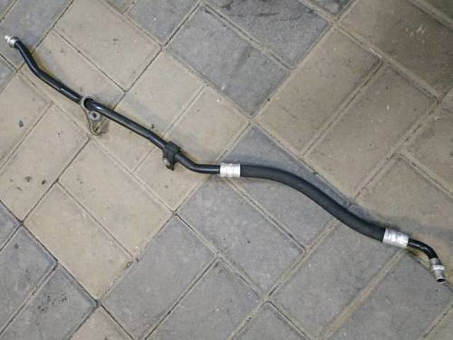 Трубка/шланг масляного радиатора, от блока к радиатору 17227799213 BMW