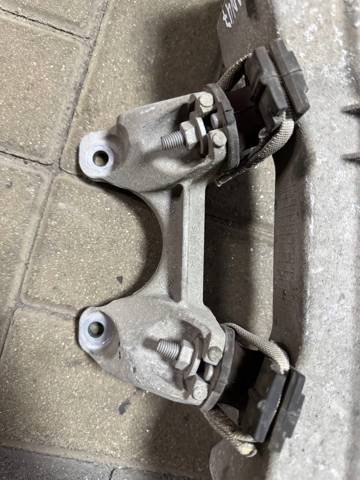 22326796613 BMW Кронштейн подушки КПП купить в Черкассы