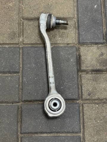 Рычаг передний нижний левый 31106893723 BMW