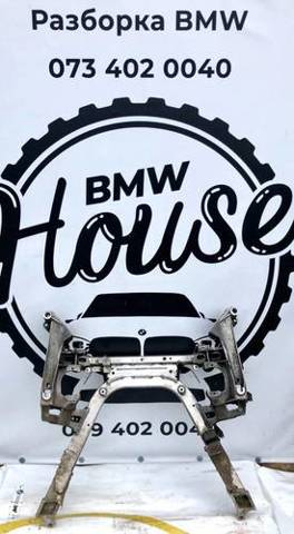 Поперечина передней подвески 31116782457 BMW