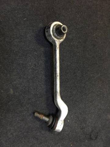 Передний нижний рычаг 31126770850 BMW