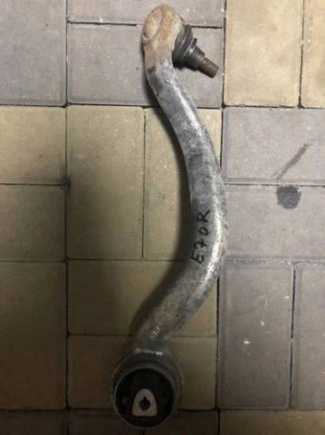 Нижний правый рычаг передней подвески 31126773950 BMW