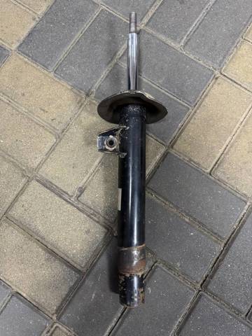 Стойка передняя правая 31316759096 BMW